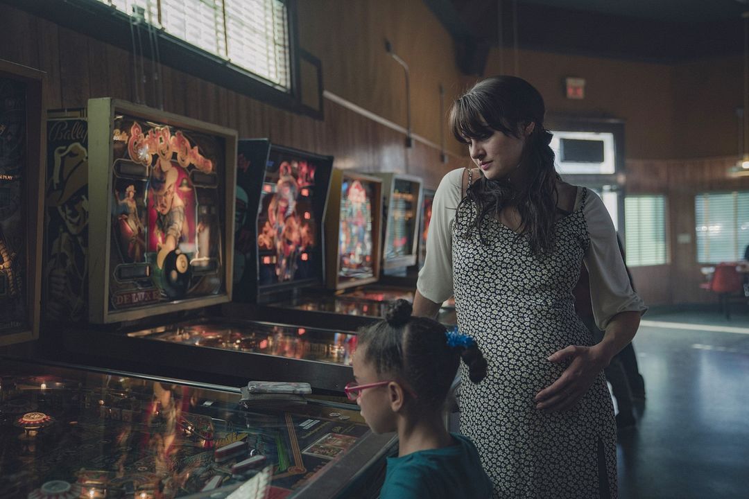 Endings, Beginnings : Foto