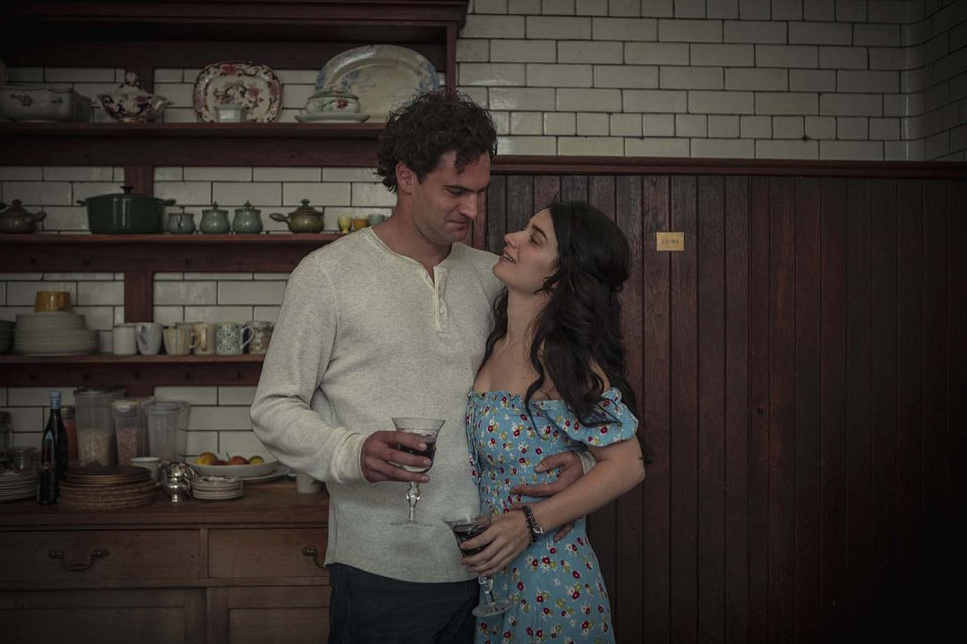 Foto Tom Bateman, Eve Hewson