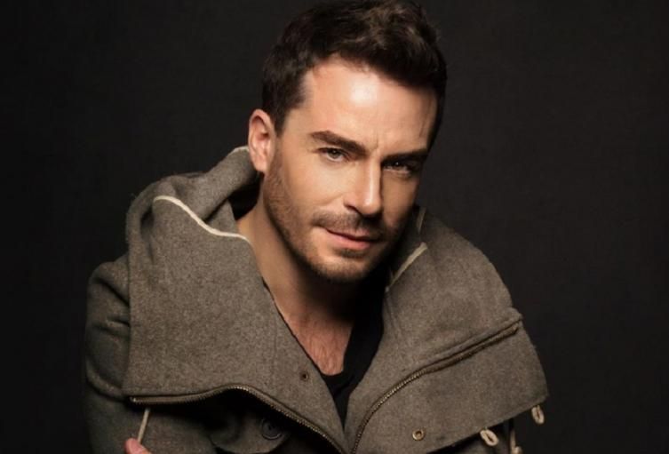 Póster Juan Pablo Espinosa