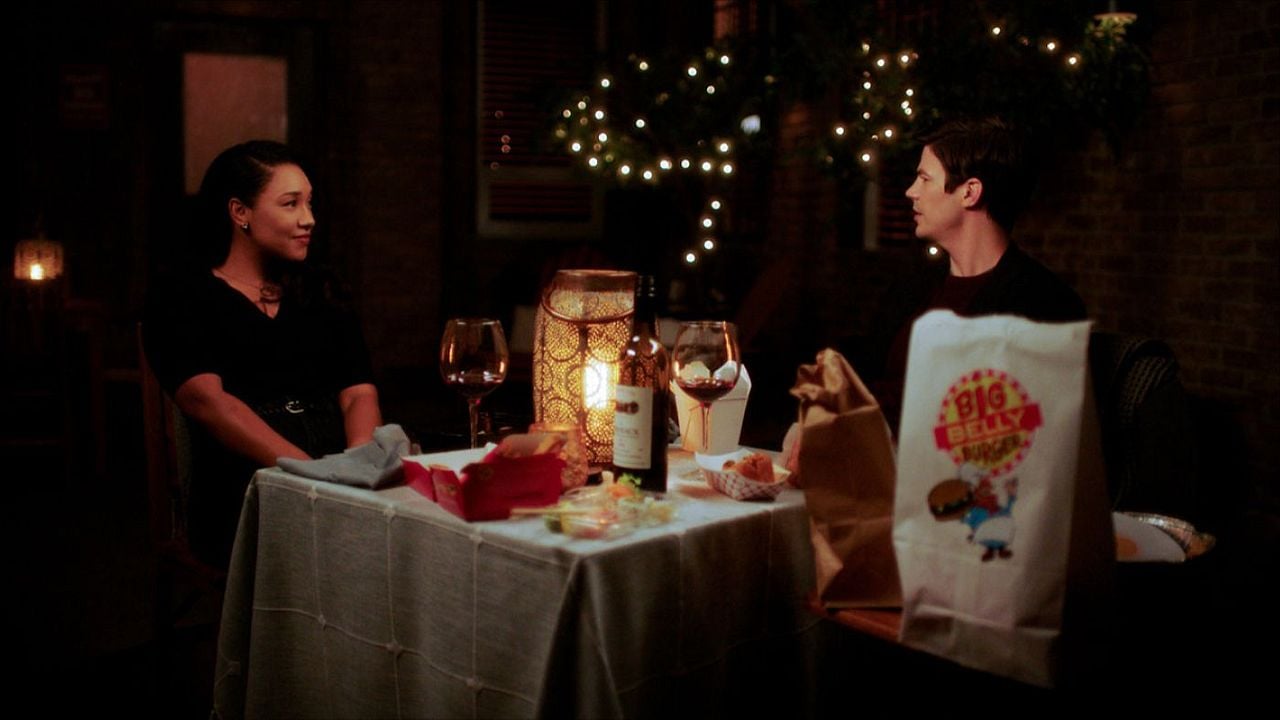 Flash : Foto Candice Patton, Grant Gustin
