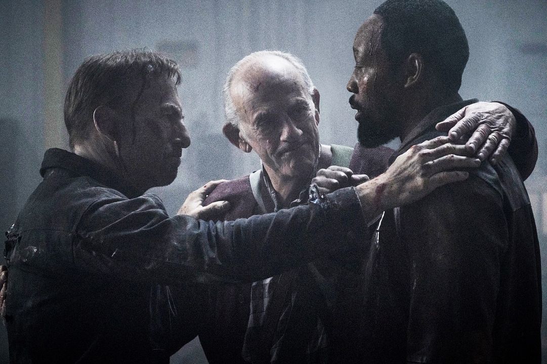 Nadie : Foto Bob Odenkirk, RZA, Christopher Lloyd