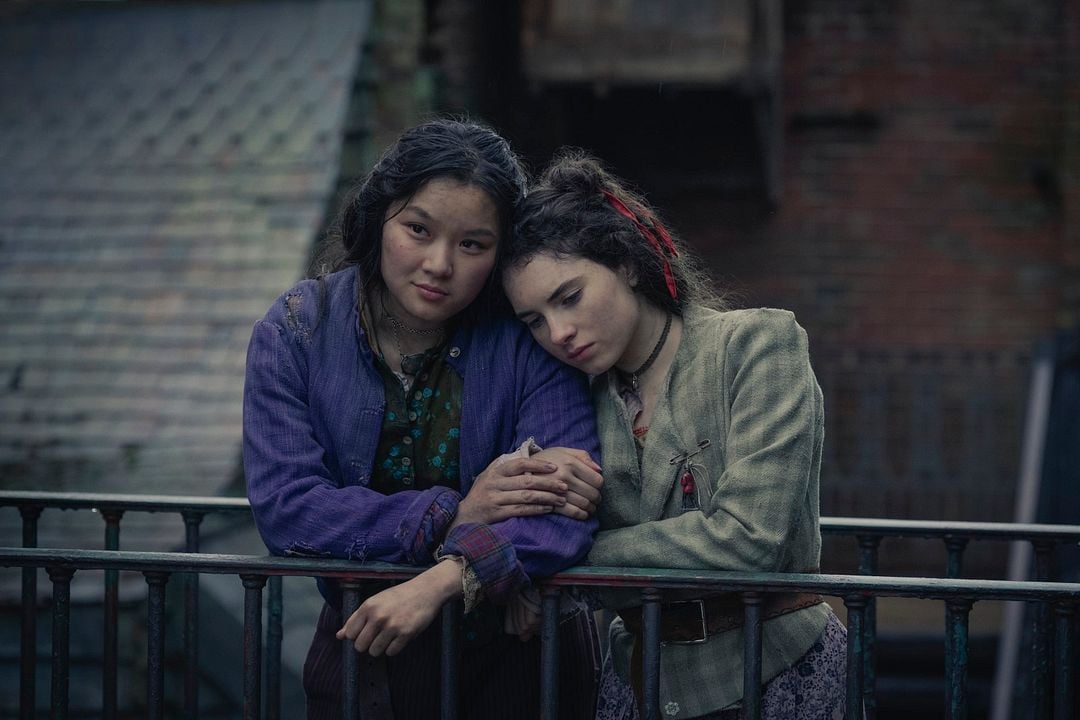 Foto Darci Shaw, Thaddea Graham