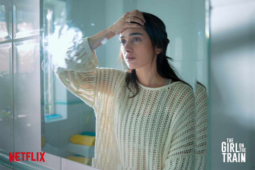 Mira, la chica del tren : Foto