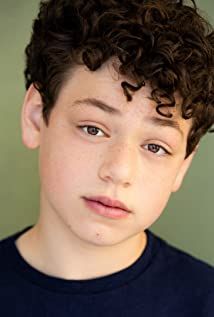 Póster Julian Lerner