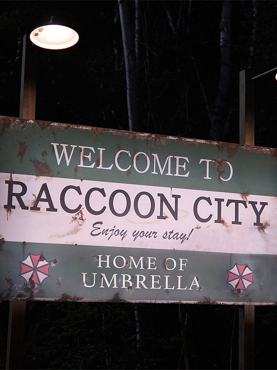 Resident Evil: Bienvenidos a Raccoon City : Póster