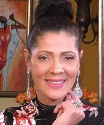 Póster Lumi Lizardo