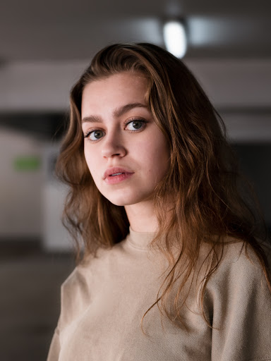 Póster Alexandra Pfeifer