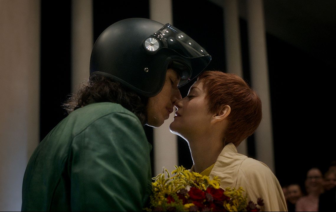 Annette : Foto Adam Driver, Marion Cotillard