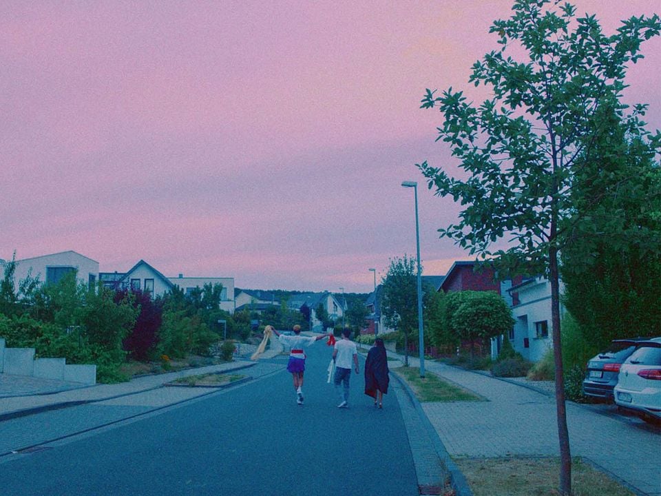 No Hard Feelings : Foto