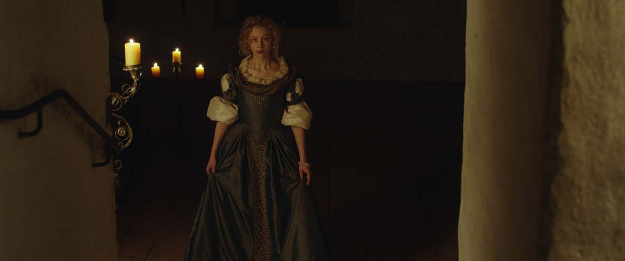 Reina Cristina : Foto Sarah Gadon