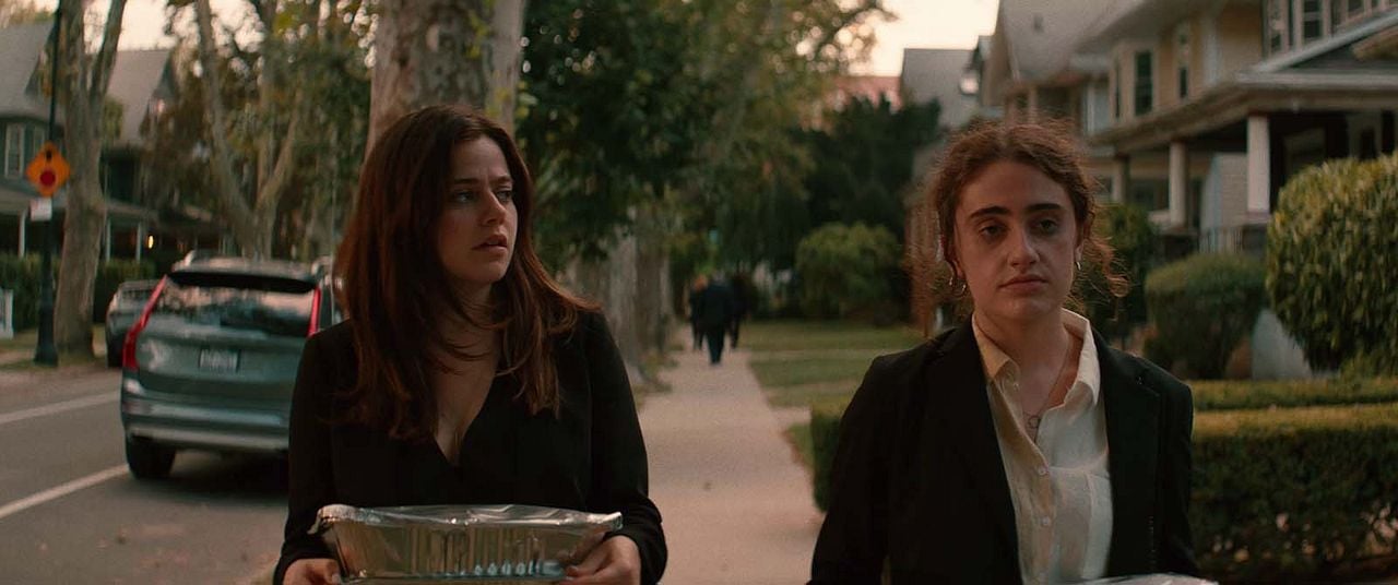 Shiva Baby : Foto Molly Gordon, Rachel Sennott