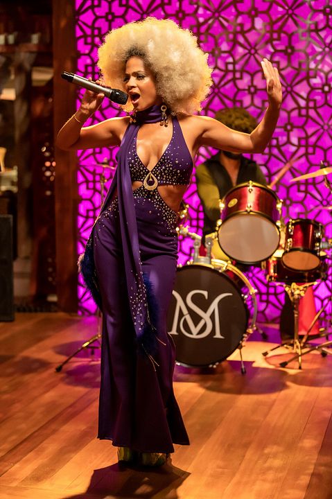 Resort To Love : Foto