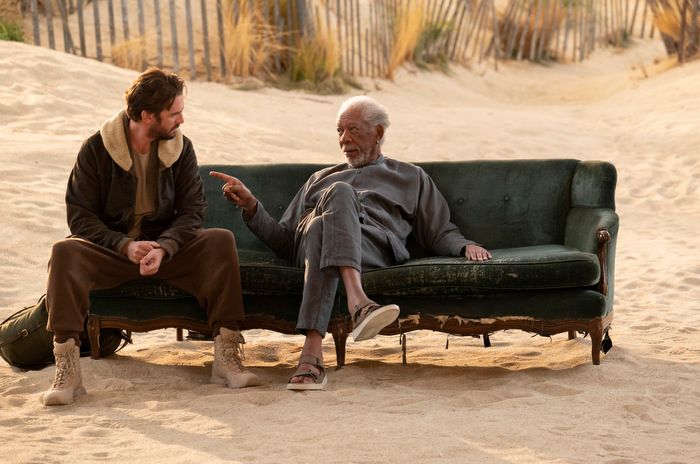 Foto Morgan Freeman, Dan Stevens