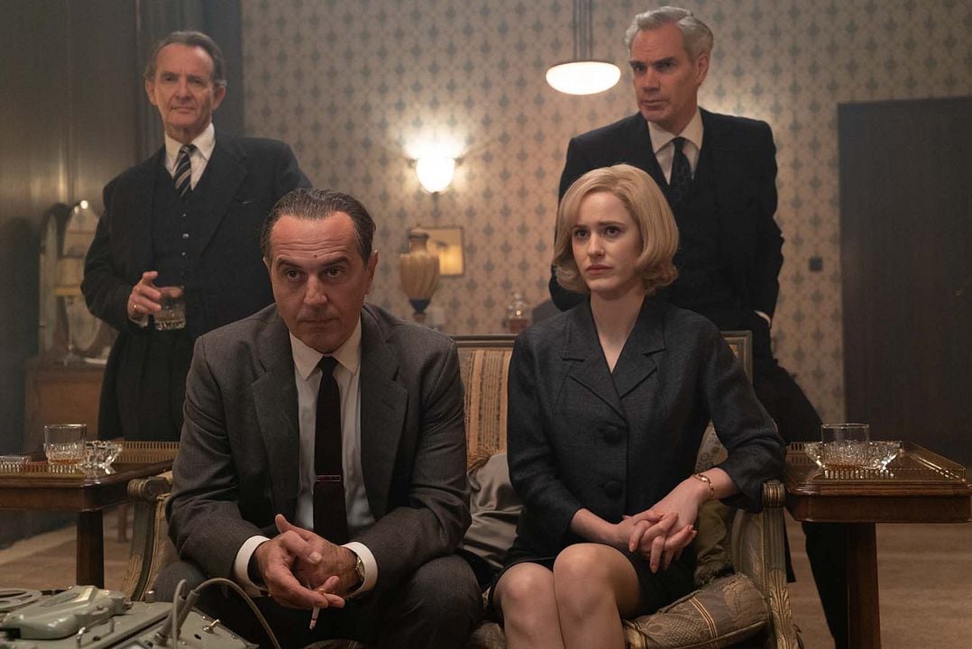 The Courier : Foto Rachel Brosnahan