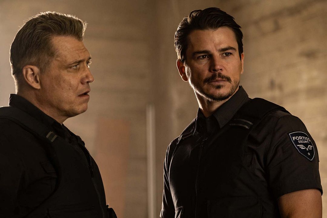 Justicia implacable : Foto Josh Hartnett, Holt McCallany