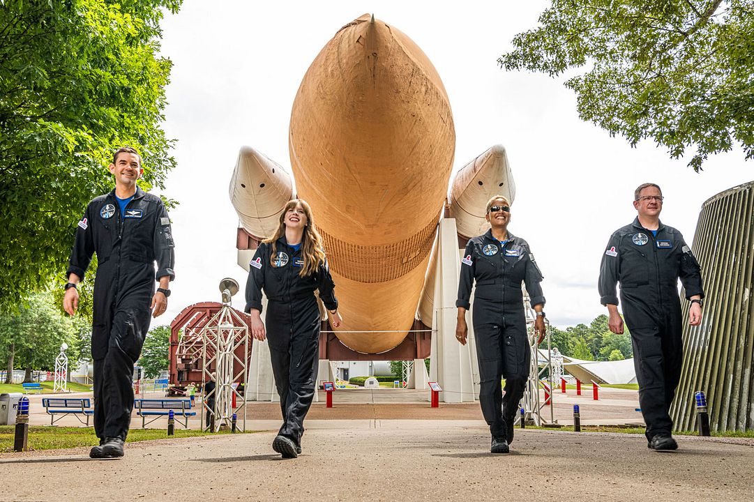 Countdown: Inspiration4 mission to space : Foto