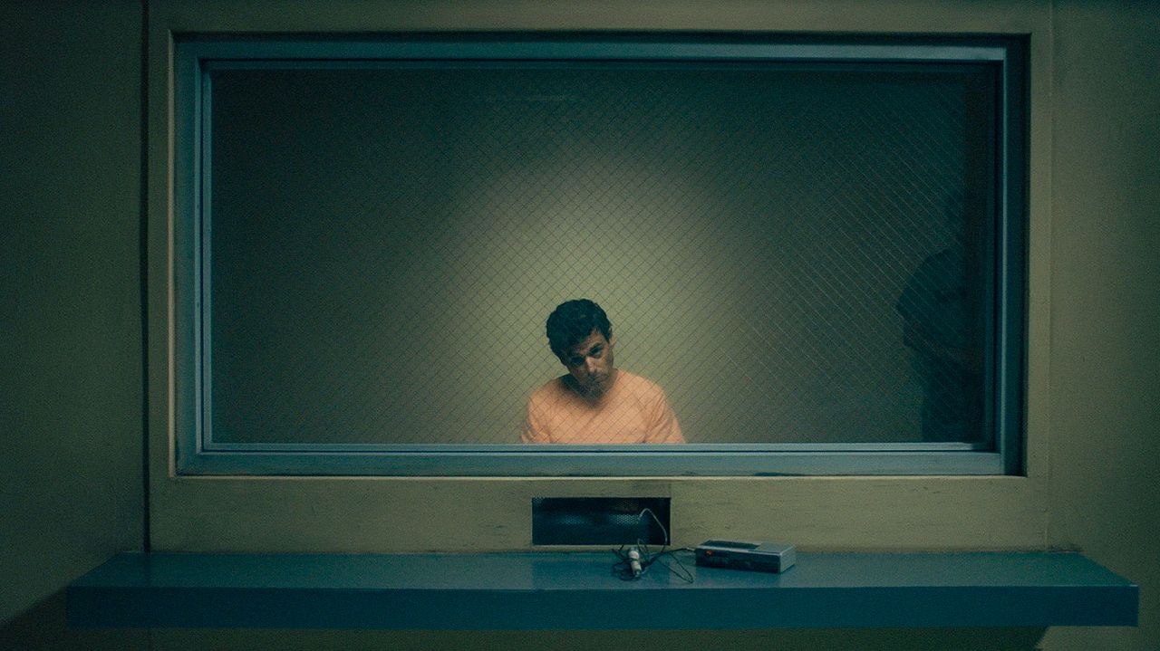 No Man Of God : Foto Luke Kirby