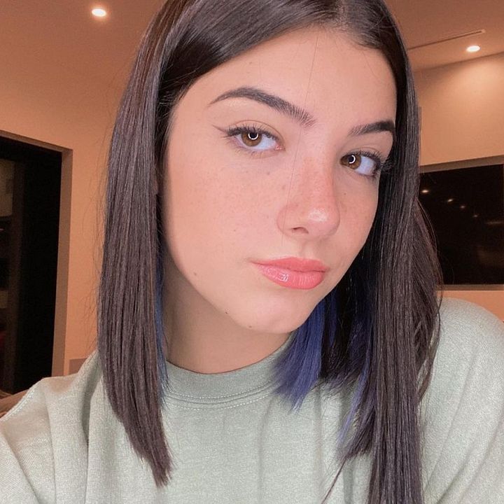 Póster Charli D'Amelio