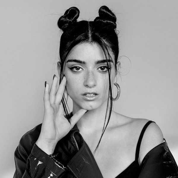 Póster Dixie D'Amelio