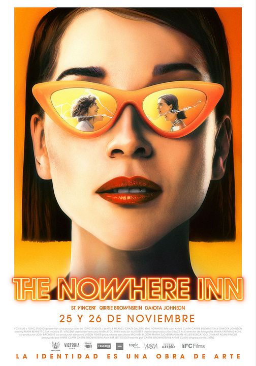 The Nowhere inn por St Vincent: La identidad es una obra de arte : Póster