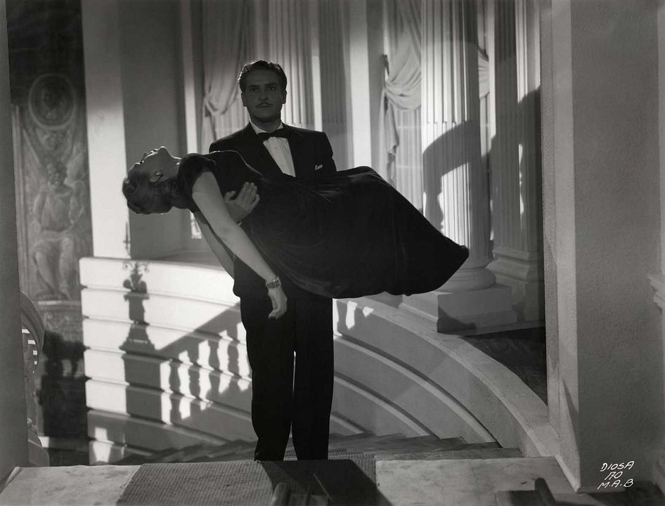 La diosa arrodillada : Foto