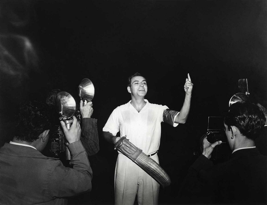 La noche avanza : Foto