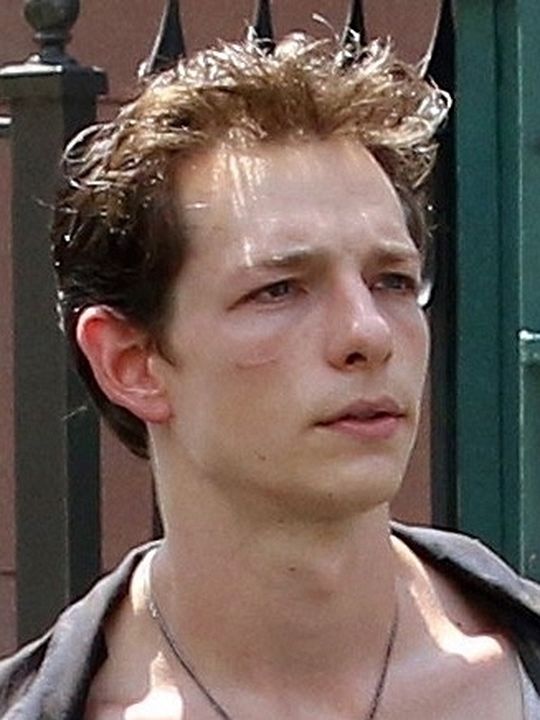 Póster Mike Faist