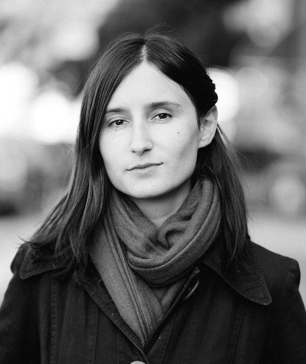 Póster Chloe Domont