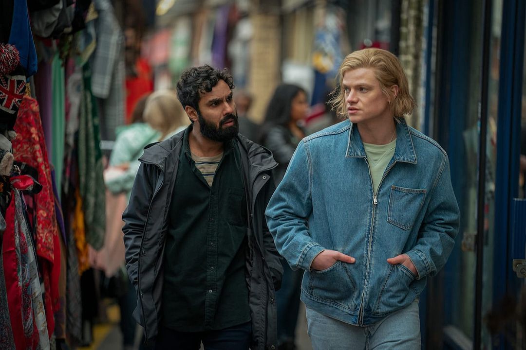 Foto Tom Rhys Harries, Kunal Nayyar