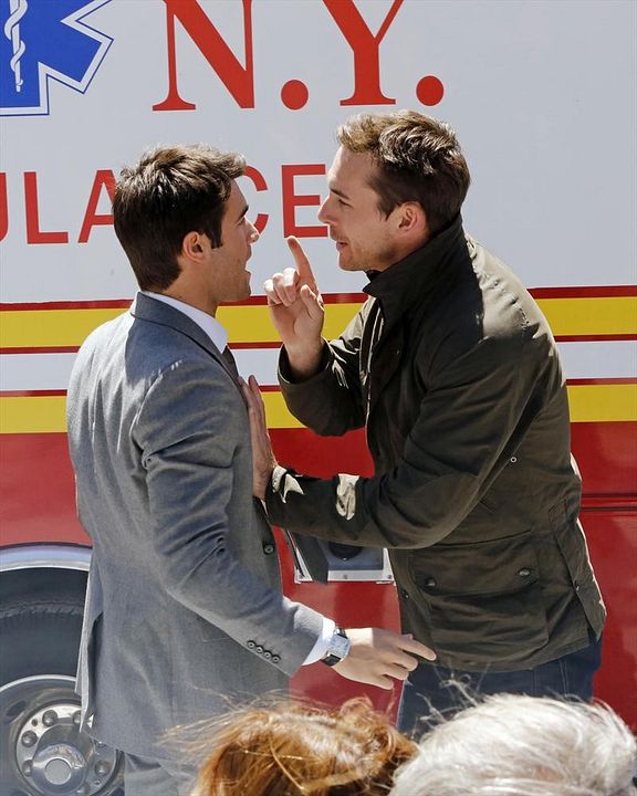 Foto Joshua Bowman, Barry Sloane