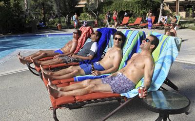 Foto Kal Penn, Tony Shalhoub, Jerry O'Connell