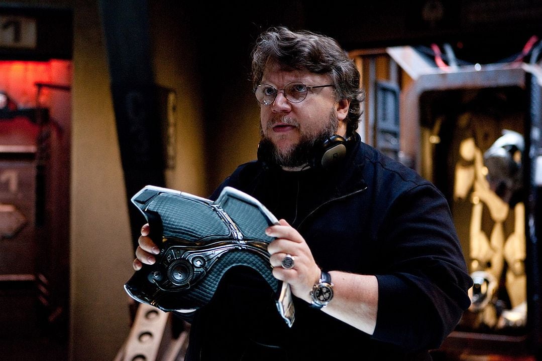 Titanes del Pacífico : Foto Guillermo del Toro
