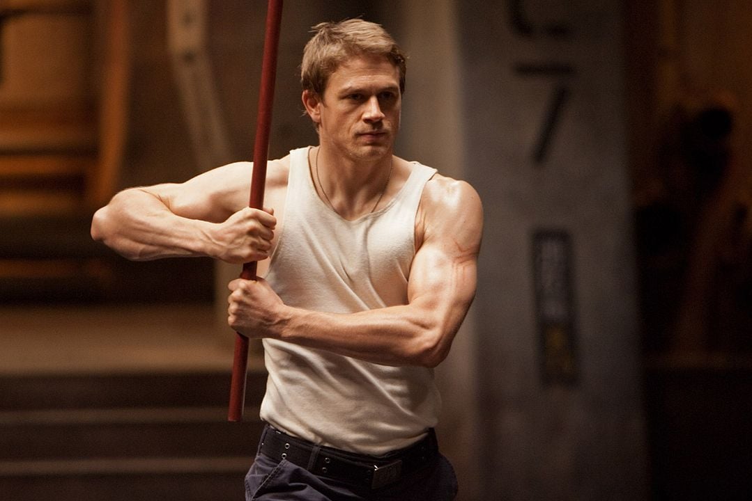 Titanes del Pacífico : Foto Charlie Hunnam