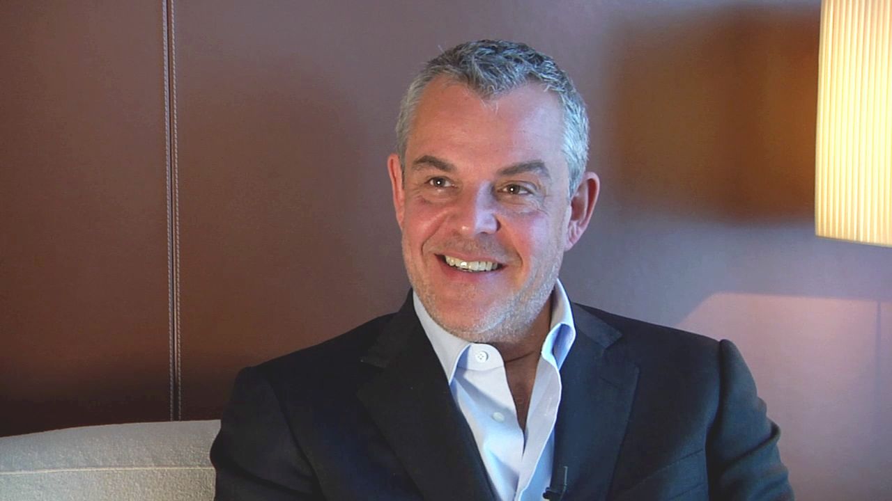 Cobertura de revista Danny Huston