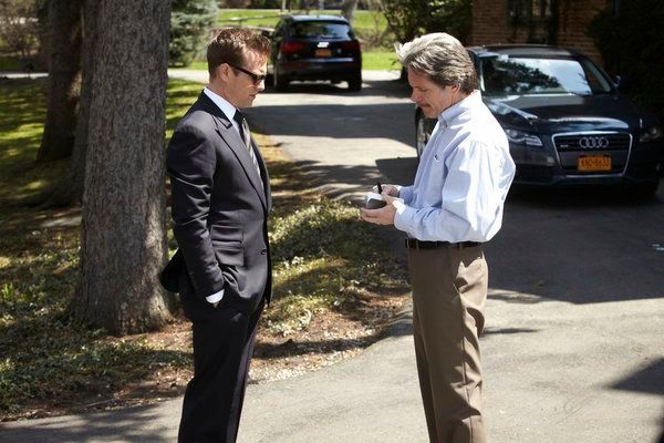 Suits : Foto Gary Cole, Gabriel Macht