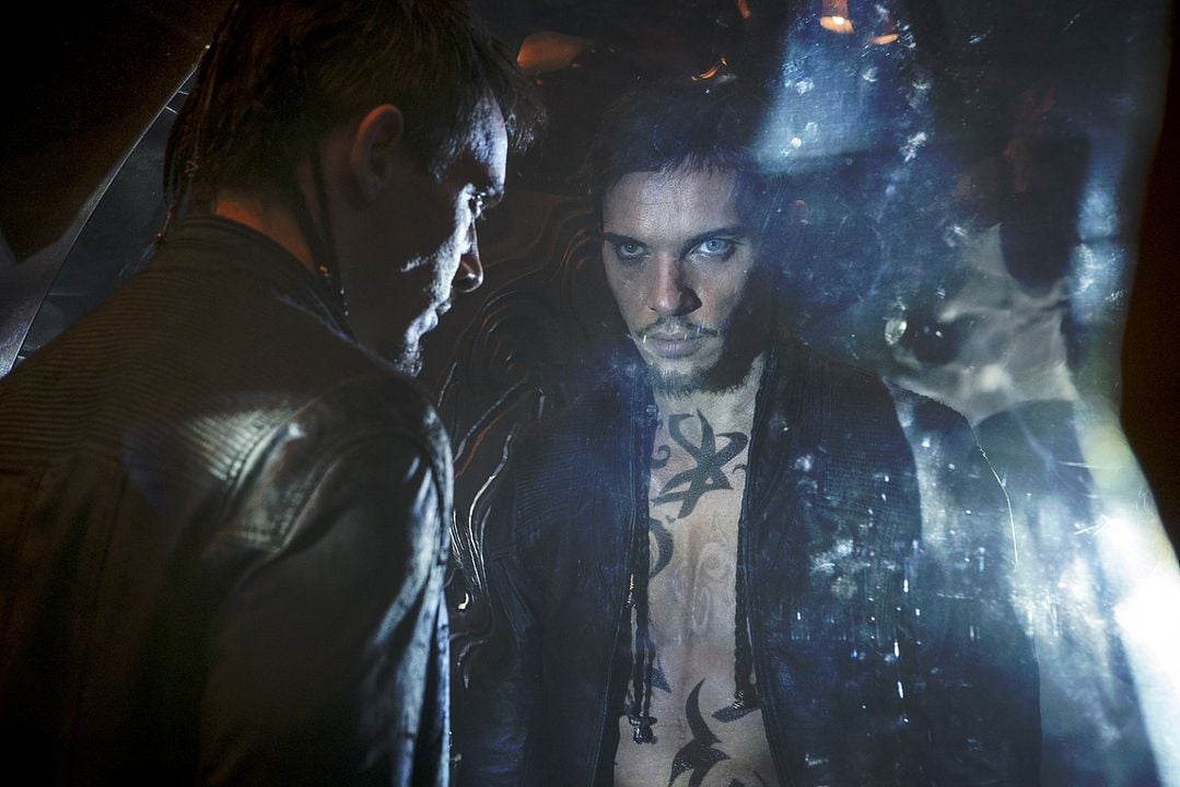 Cazadores de sombras: Ciudad de hueso : Foto Jonathan Rhys Meyers
