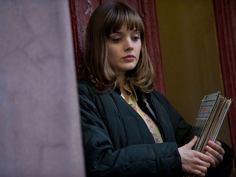 Foto Bella Heathcote