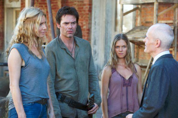Foto Billy Burke, Elizabeth Mitchell
