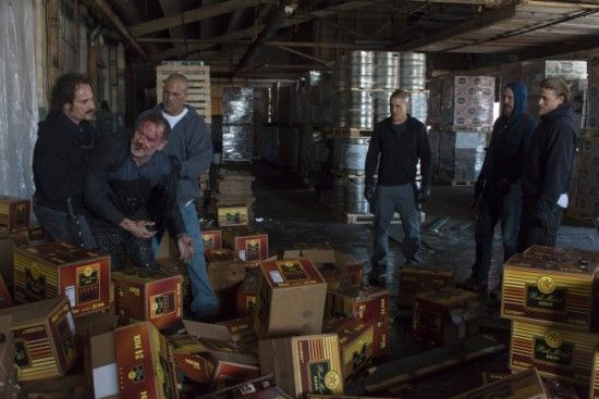 Hijos de la anarquía : Foto Theo Rossi, Kim Coates, Charlie Hunnam