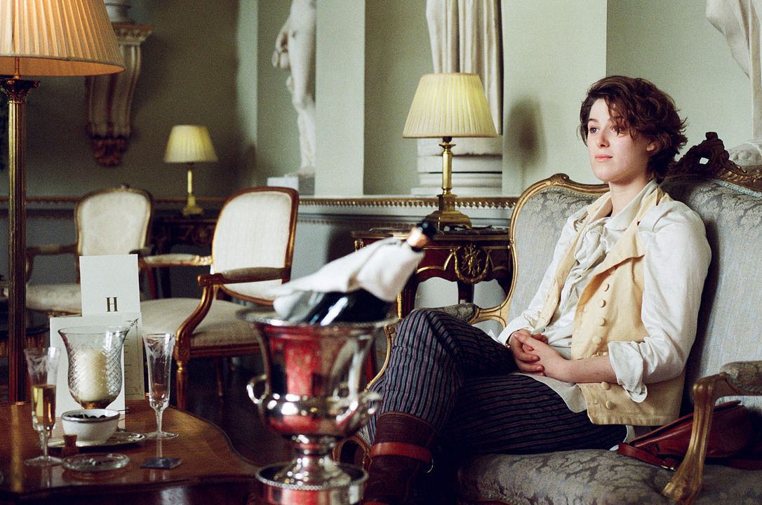 The Souvenir : Foto Honor Swinton Byrne