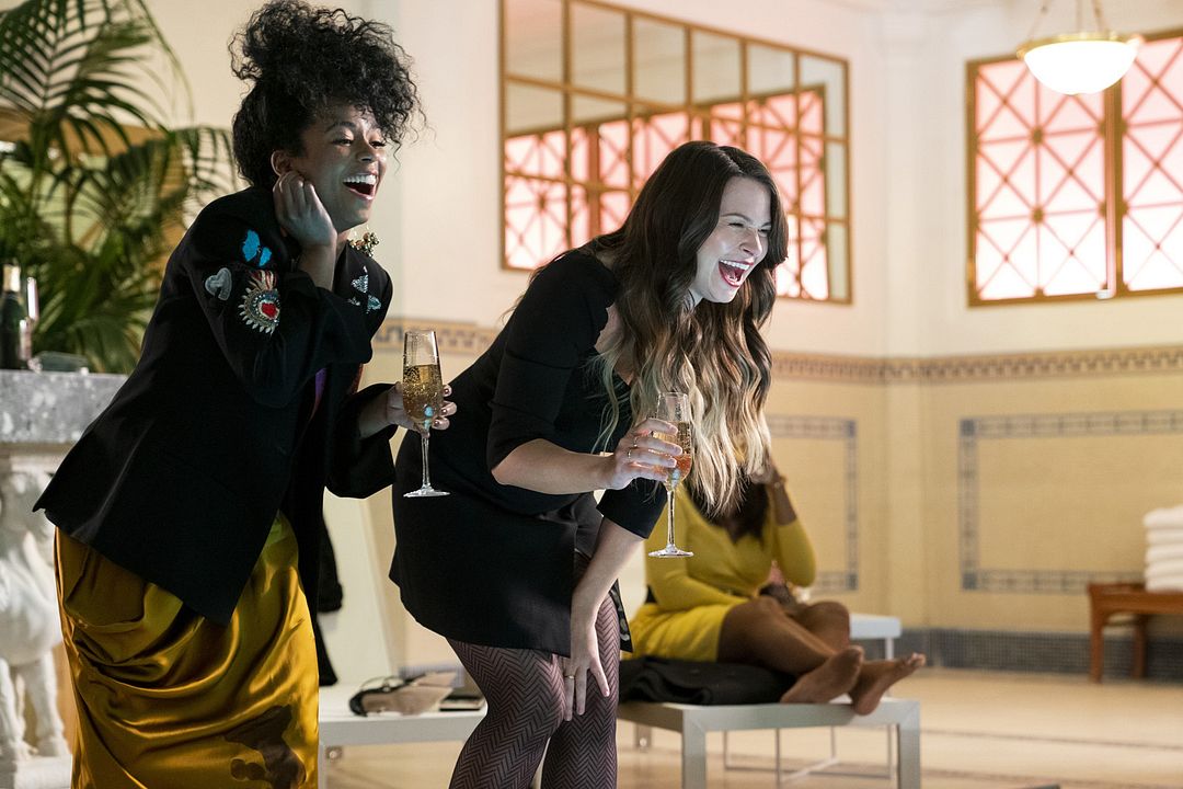 Foto Katie Lowes, Alexis Floyd