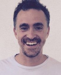 Póster Alex Cuthbertson