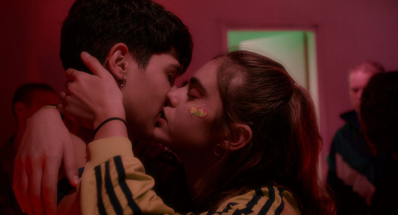 All Eyes off Me : Foto