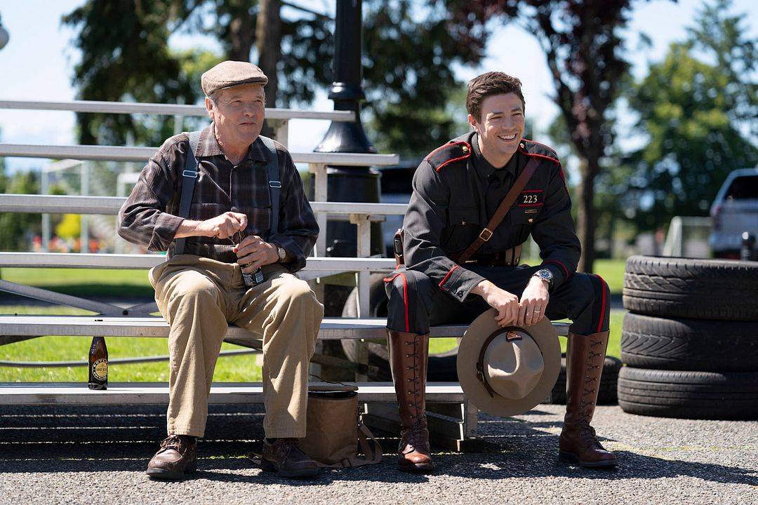 El rescate de Ruby : Foto Grant Gustin