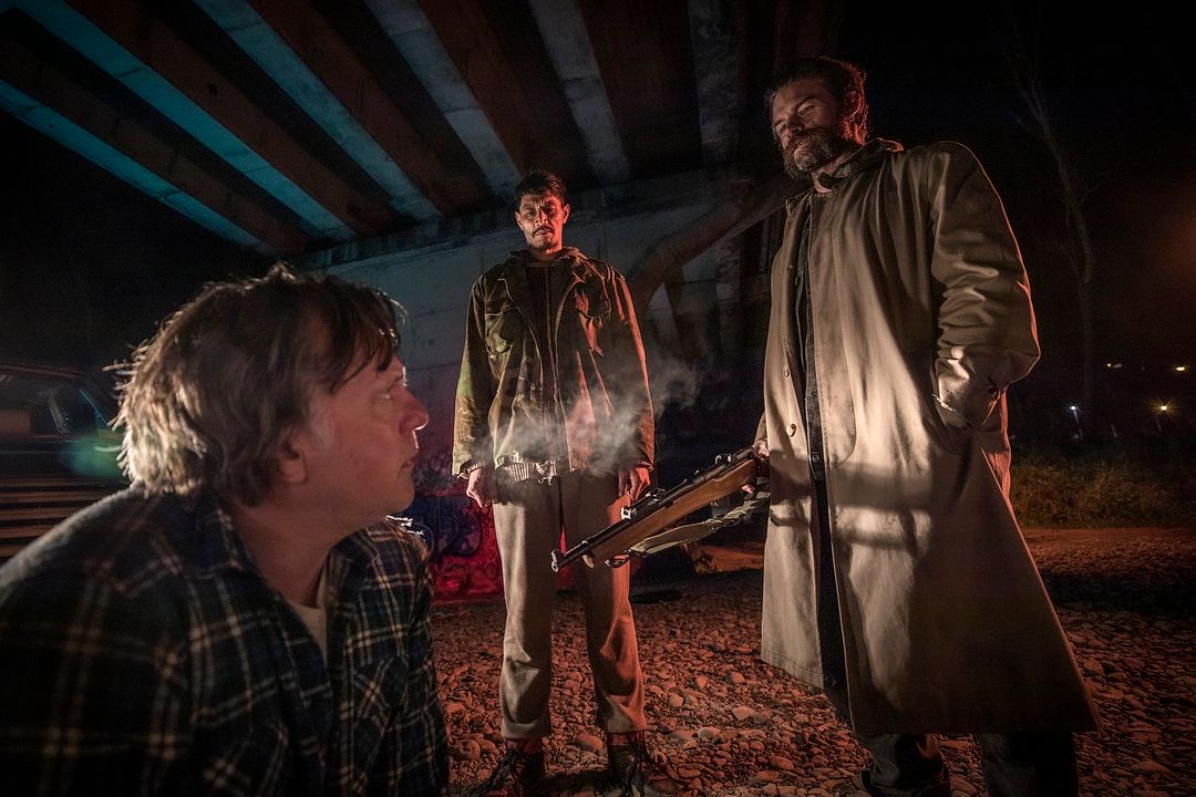 Coming Home in the Dark : Foto