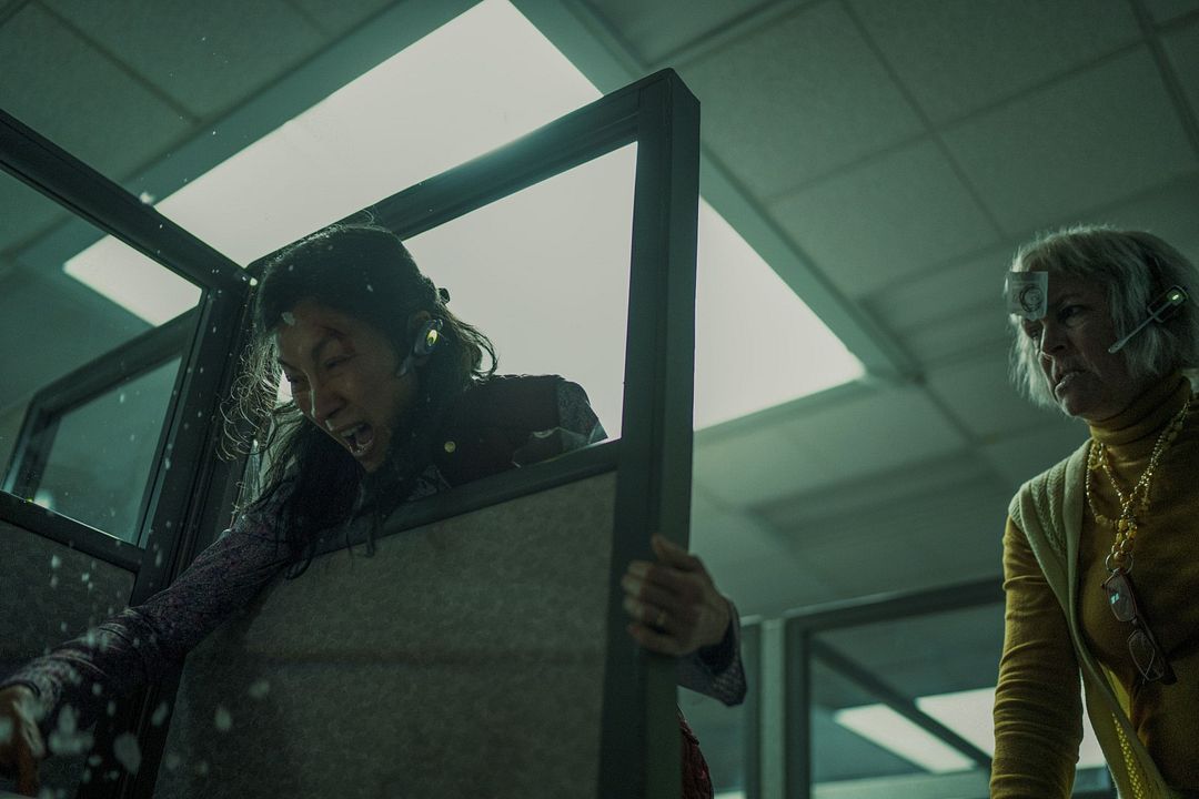 Todo en Todas Partes al Mismo Tiempo : Foto Jamie Lee Curtis, Michelle Yeoh