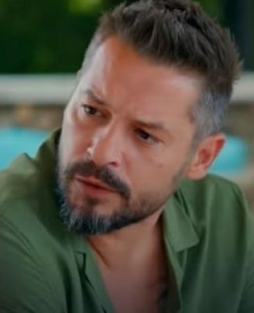 Póster Anıl İlter