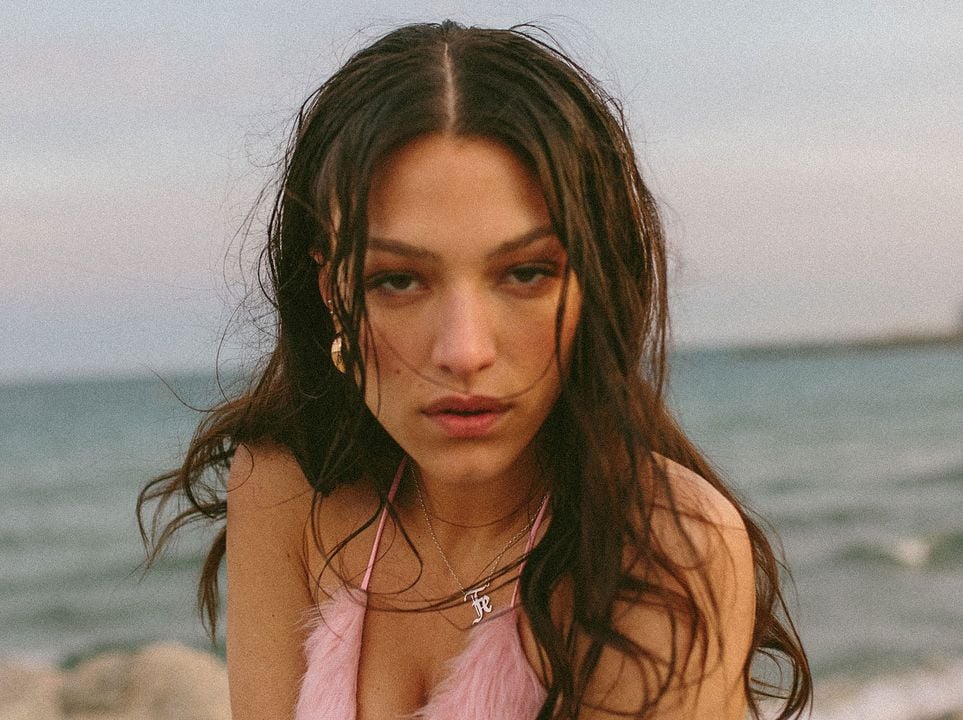 Póster Carlota Urdiales