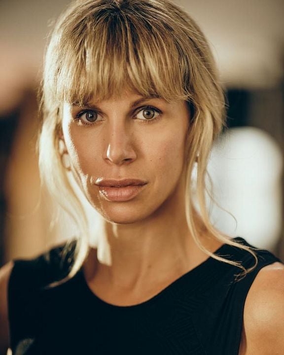 Póster Danielle Scott