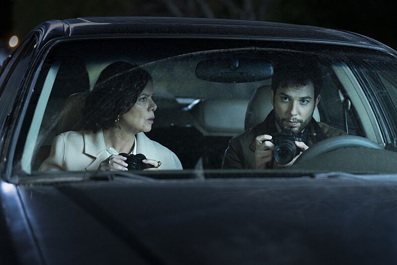 Foto Marcia Gay Harden, Skylar Astin